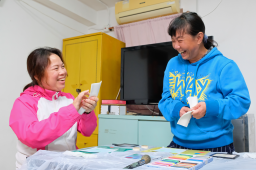 小萍與社工