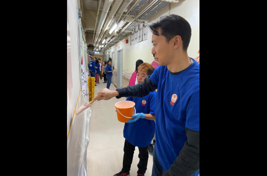 Volunteers participated in painting work